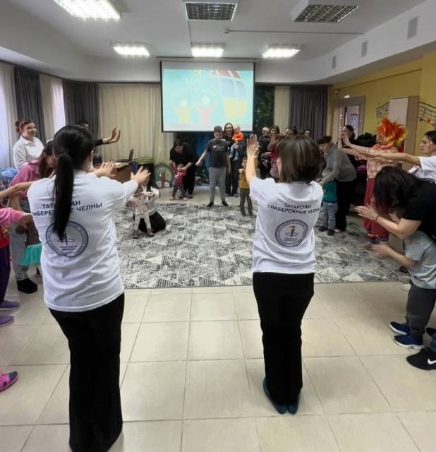 Веселые эстафеты в РЦ «Солнышко»